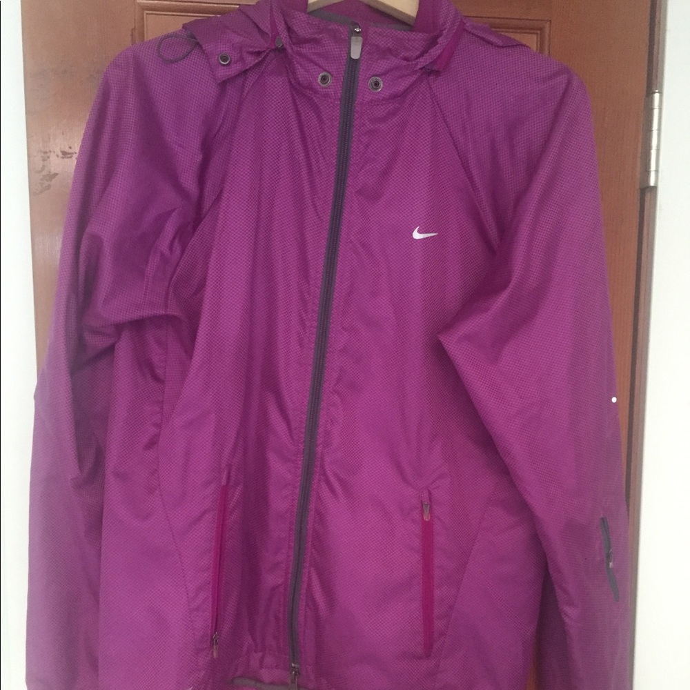 Nike storm fit jacket